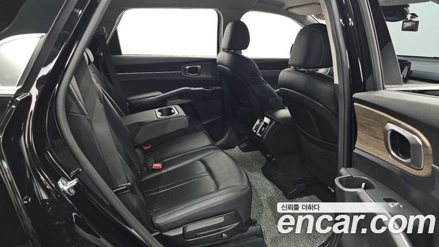 Kia Sorento 2022 — photo 16