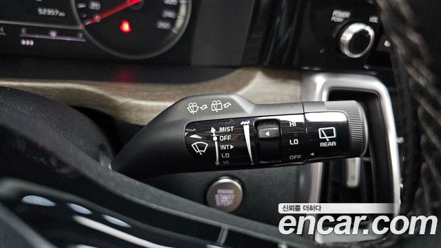 Kia Sorento 2022 — photo 31