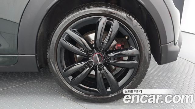 Mini Cooper Convertible 2024 — photo 7