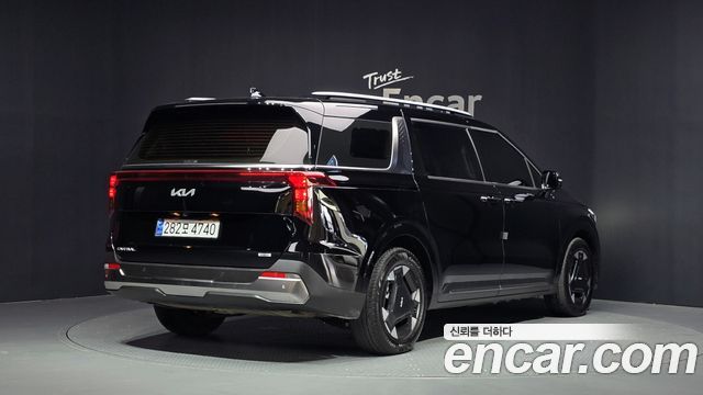 Kia Canival 2024 — photo 2