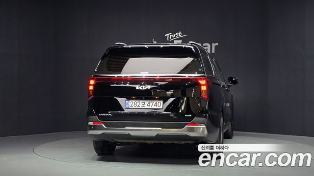 Kia Canival 2024 — photo 4