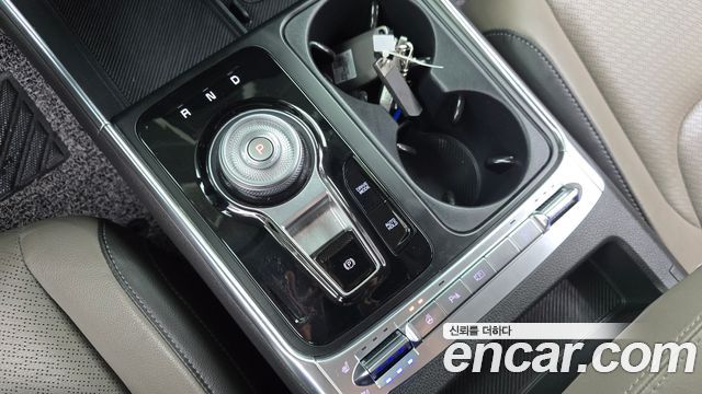 Kia Canival 2024 — photo 12