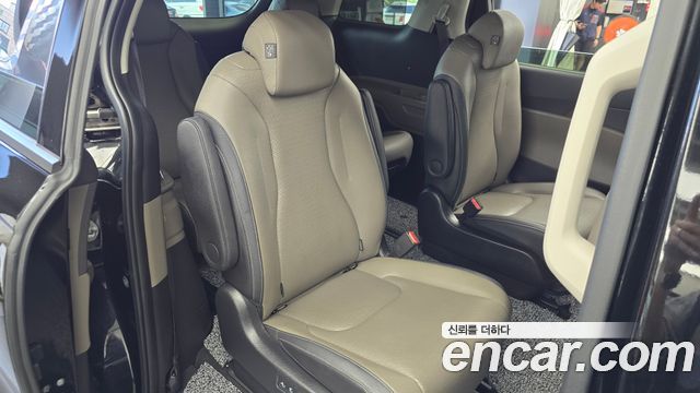 Kia Canival 2024 — photo 17