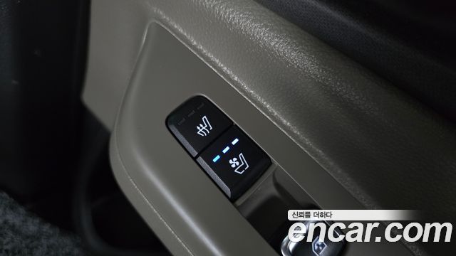 Kia Canival 2024 — photo 30
