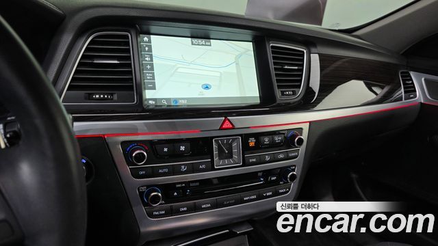 Genesis G80 2018 — photo 20