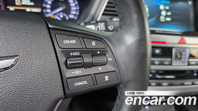 Genesis G80 2018 — photo 24