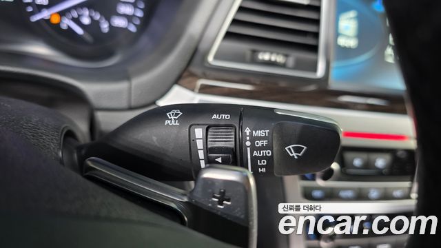 Genesis G80 2018 — photo 27