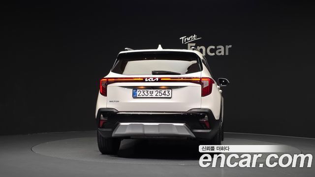Kia Seltos 2023 — photo 4