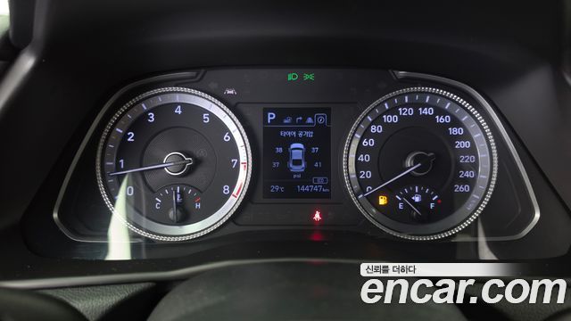 Hyundai Sonata 2020 — photo 11