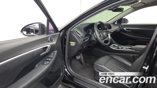 Hyundai Sonata 2020 — photo 13