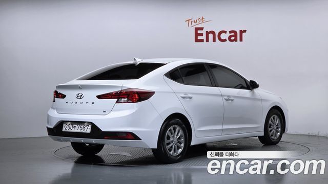 Hyundai AVANTE 2020 — photo 2