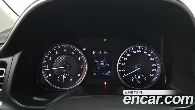 Hyundai AVANTE 2020 — photo 11