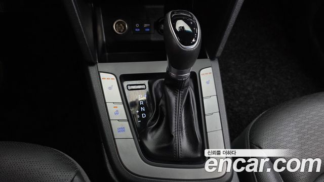 Hyundai AVANTE 2020 — photo 12