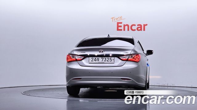 Hyundai Sonata 2012 — photo 4