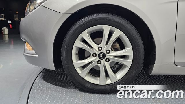 Hyundai Sonata 2012 — photo 5