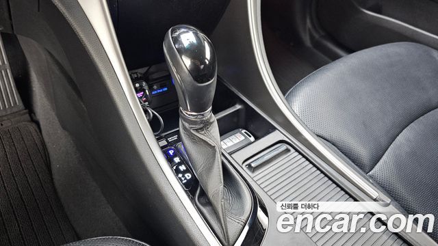 Hyundai Sonata 2012 — photo 9