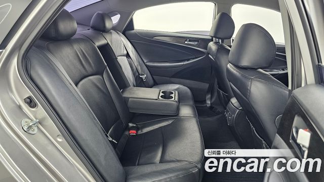 Hyundai Sonata 2012 — photo 12
