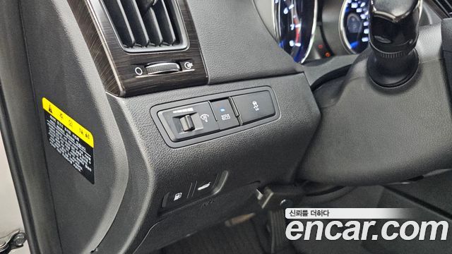 Hyundai Sonata 2012 — photo 16