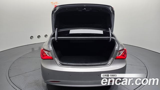 Hyundai Sonata 2012 — photo 20