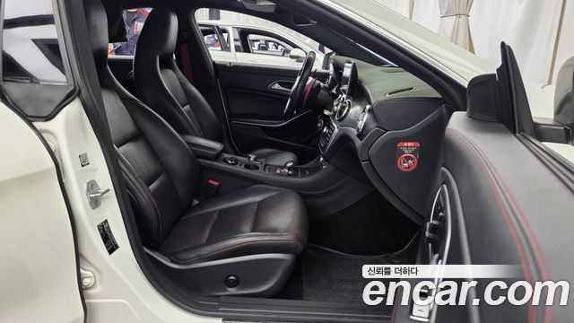 Mercedes-Benz CLA-Class 2014 — photo 11