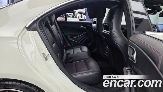 Mercedes-Benz CLA-Class 2014 — photo 12