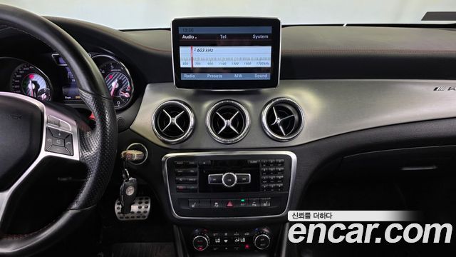 Mercedes-Benz CLA-Class 2014 — photo 14