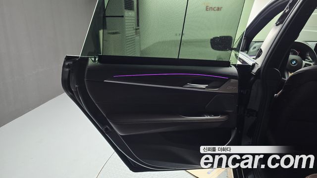 BMW Gran Turismo 2020 — photo 15