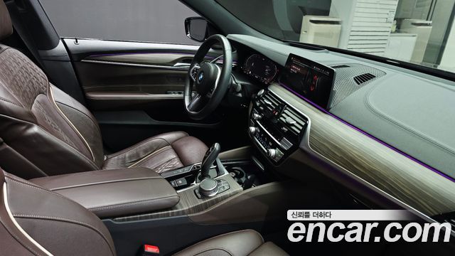 BMW Gran Turismo 2020 — photo 28