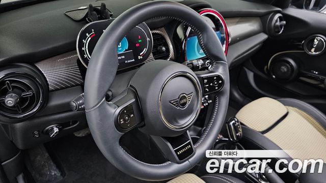 Mini Cooper 2023 — photo 13