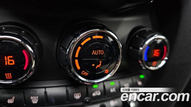 Mini Cooper 2023 — photo 18