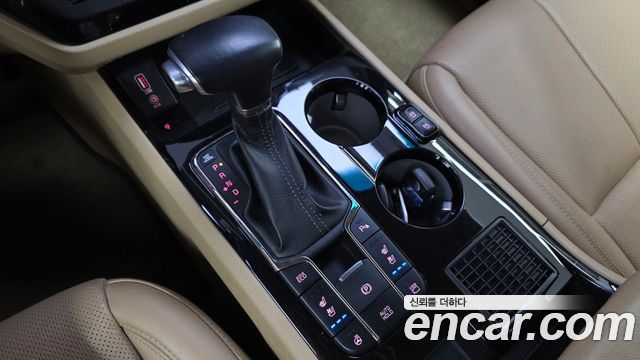 Kia Canival 2019 — photo 12