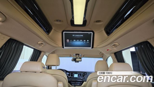 Kia Canival 2019 — photo 22
