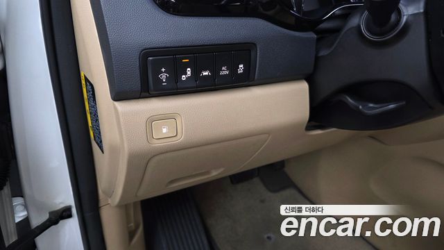 Kia Canival 2019 — photo 23