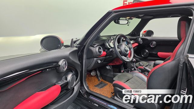 Mini Cooper 2017 — photo 10
