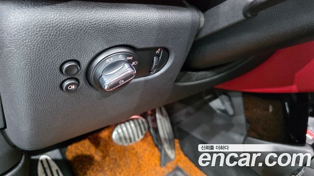 Mini Cooper 2017 — photo 16