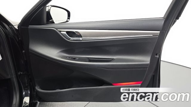 Hyundai Grandeur 2021 — photo 14