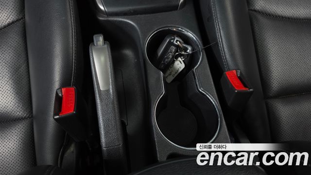 Hyundai AVANTE 2014 — photo 27