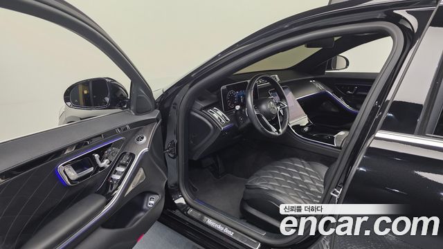 Mercedes-Benz S-Class 2022 — photo 10