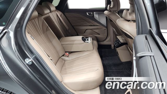 Kia K8 2024 — photo 17