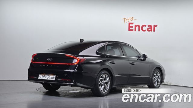 Hyundai Sonata 2022 — photo 2