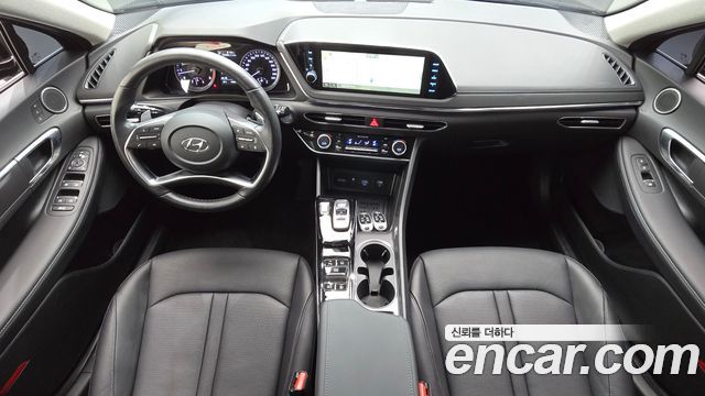 Hyundai Sonata 2022 — photo 10