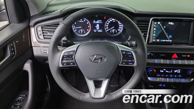 Hyundai Sonata 2019 — photo 13