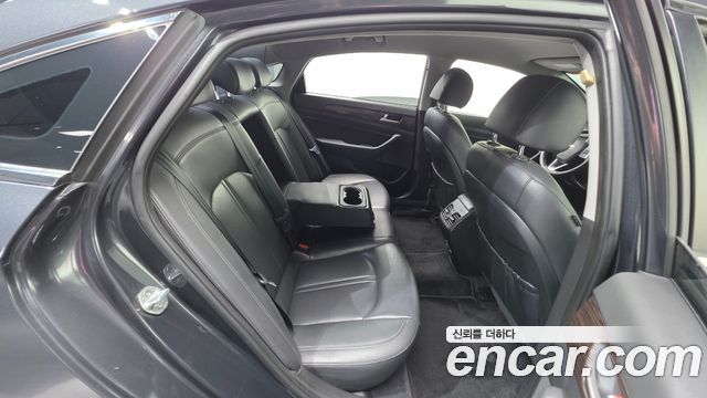 Hyundai Sonata 2019 — photo 18