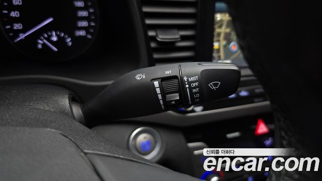 Hyundai AVANTE 2016 — photo 26