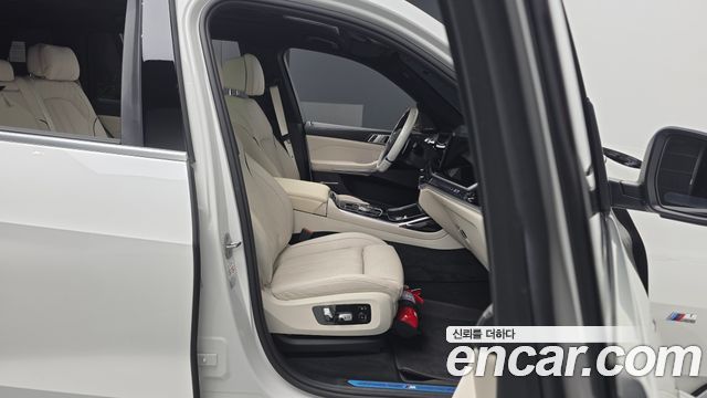 BMW X7 2024 — photo 17