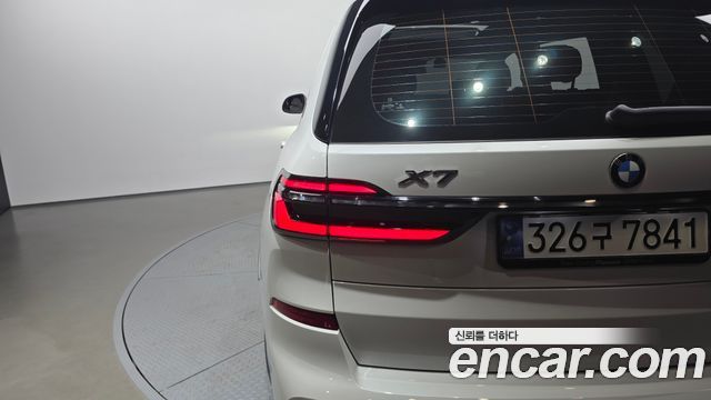 BMW X7 2024 — photo 9