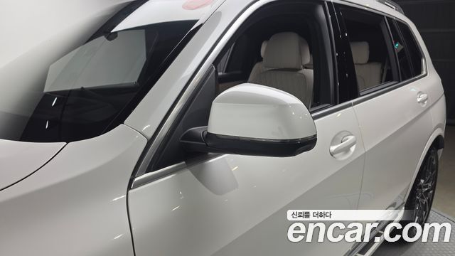 BMW X7 2024 — photo 28