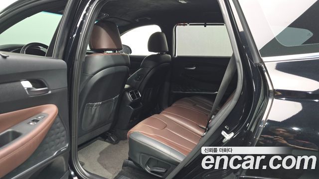 Hyundai Santafe 2020 — photo 17