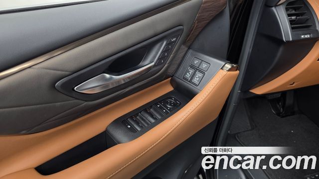 Toyota Alphard 2024 — photo 34