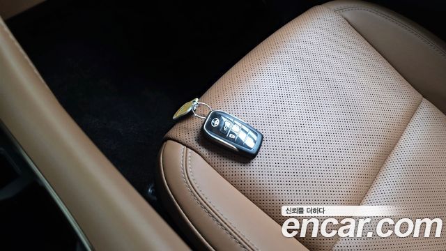 Toyota Alphard 2024 — photo 40